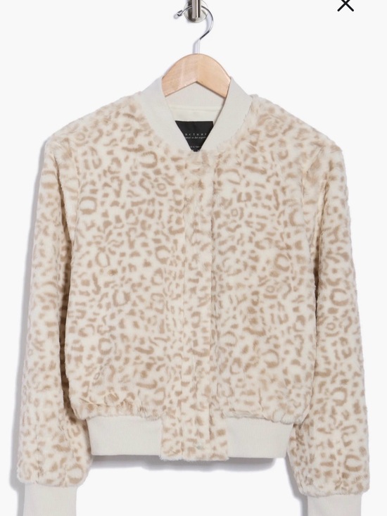 Sanctuary Jackets & Blazers - SANCTUARY Faux Fur Leopard-Print Bomber Jacket in Cream NEW! ✨
